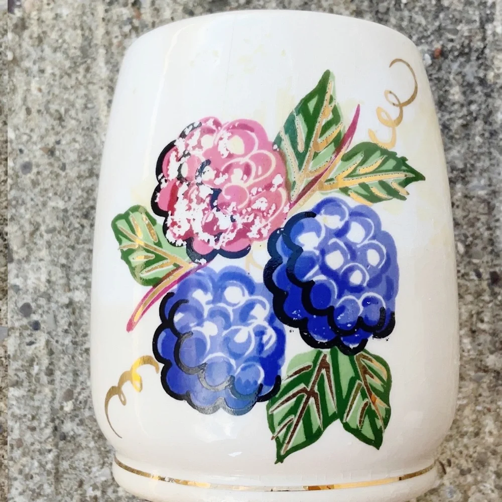 Vintage Knott’s Berry Farm berry sugar bowl farmhouse